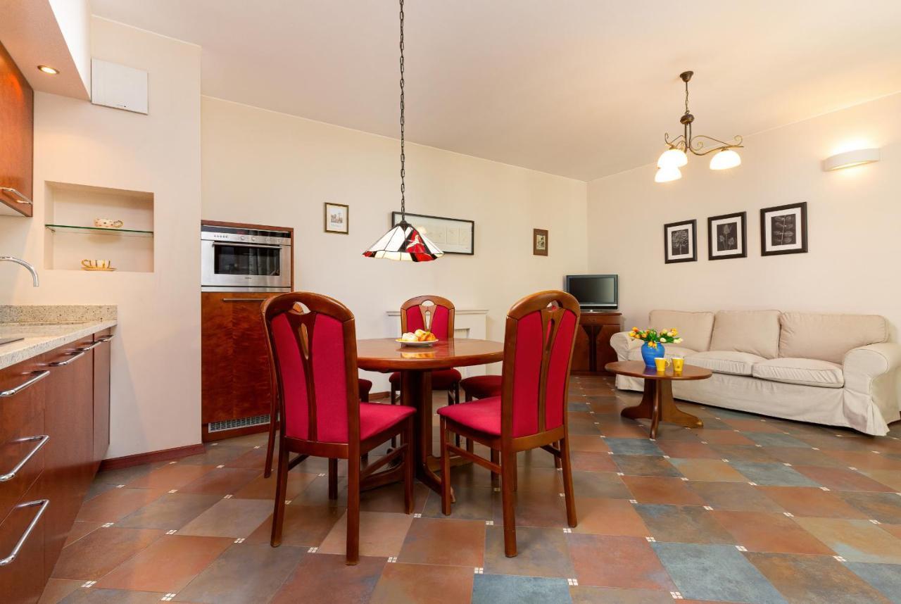 Apartments Mokotow Obrzezna By Noclegi Renters 바르샤바 외부 사진
